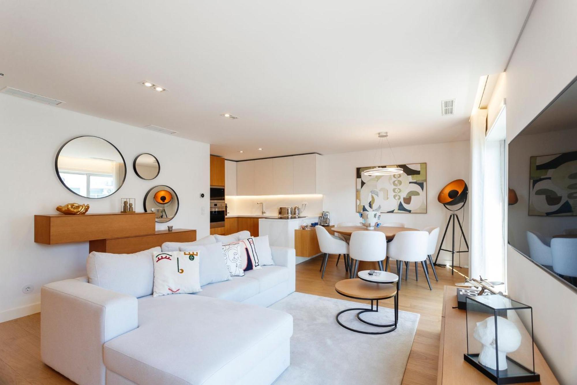 Habitación en casa particular Luxury With Balcony And Shared In The Parque Eduardo Vii Area